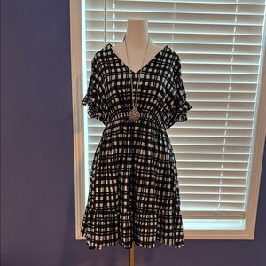 Terra & Sky Checkered Black and White Top